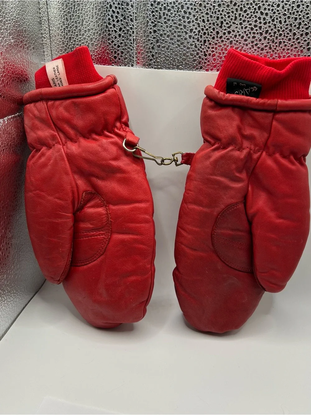 Red Quilted Women's Ski Gloves